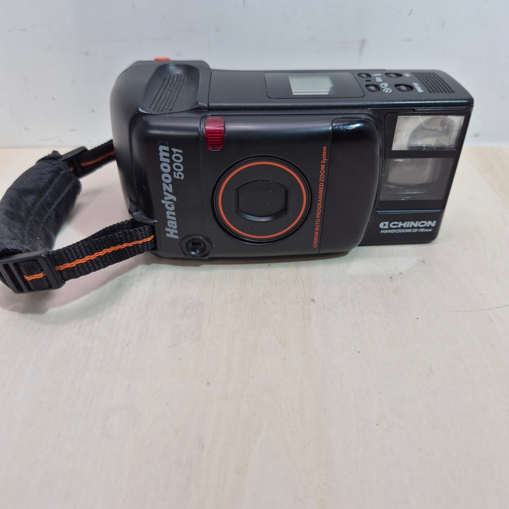 Chinon Handyzoom 5001 35mm Film Camera 35-70mm Zoom Lens with Case